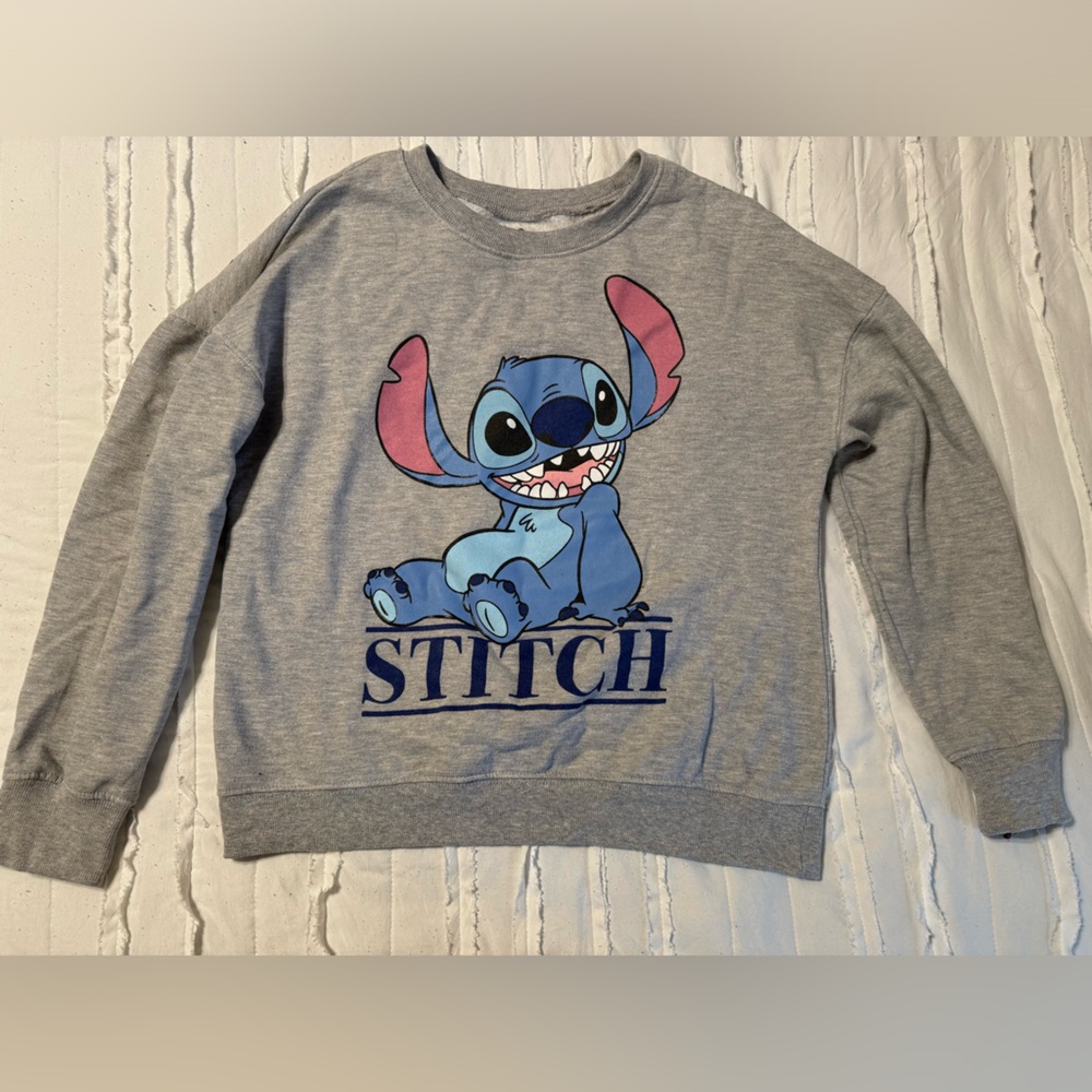 Disney Stitch sweatshirt size medium